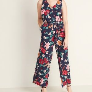 Old Navy Sleeveless Tie Jumpsuit